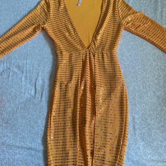 Orange Split Hem Bodycon Dress - Picture 1 of 2